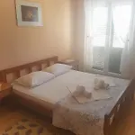 And With Parking Space Solaris, - 12269 Maison d'hôtes 3*