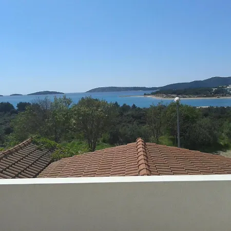 And With Parking Space Solaris, - 12269