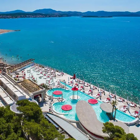 Guest house And With Parking Space Solaris, - 12269