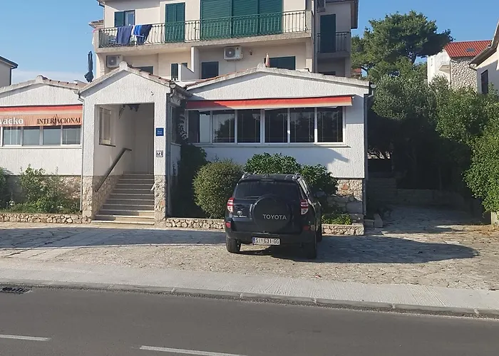 And With Parking Space Solaris, - 12269 Гостевой дом Шибеник