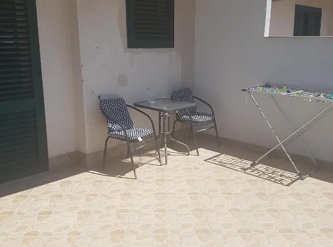 And With Parking Space Solaris, - 12269 Гостевой дом Шибеник