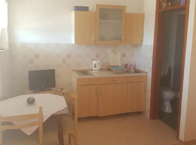 Гостевой дом And With Parking Space Solaris, - 12269