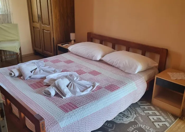 And With Parking Space Solaris, - 12269 Гостевой дом